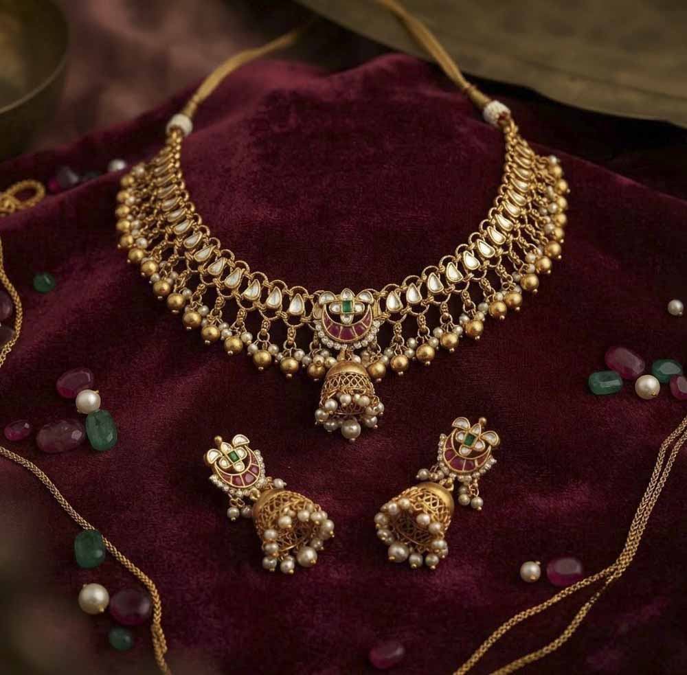 Kundan With Gold Beads Jhumkhi Necklace