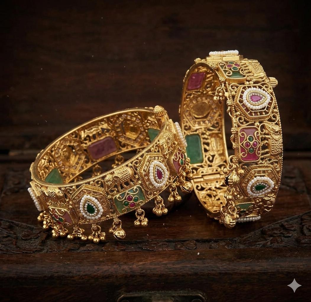 Antiqe Gunghroo Kada With Elephant Motif
