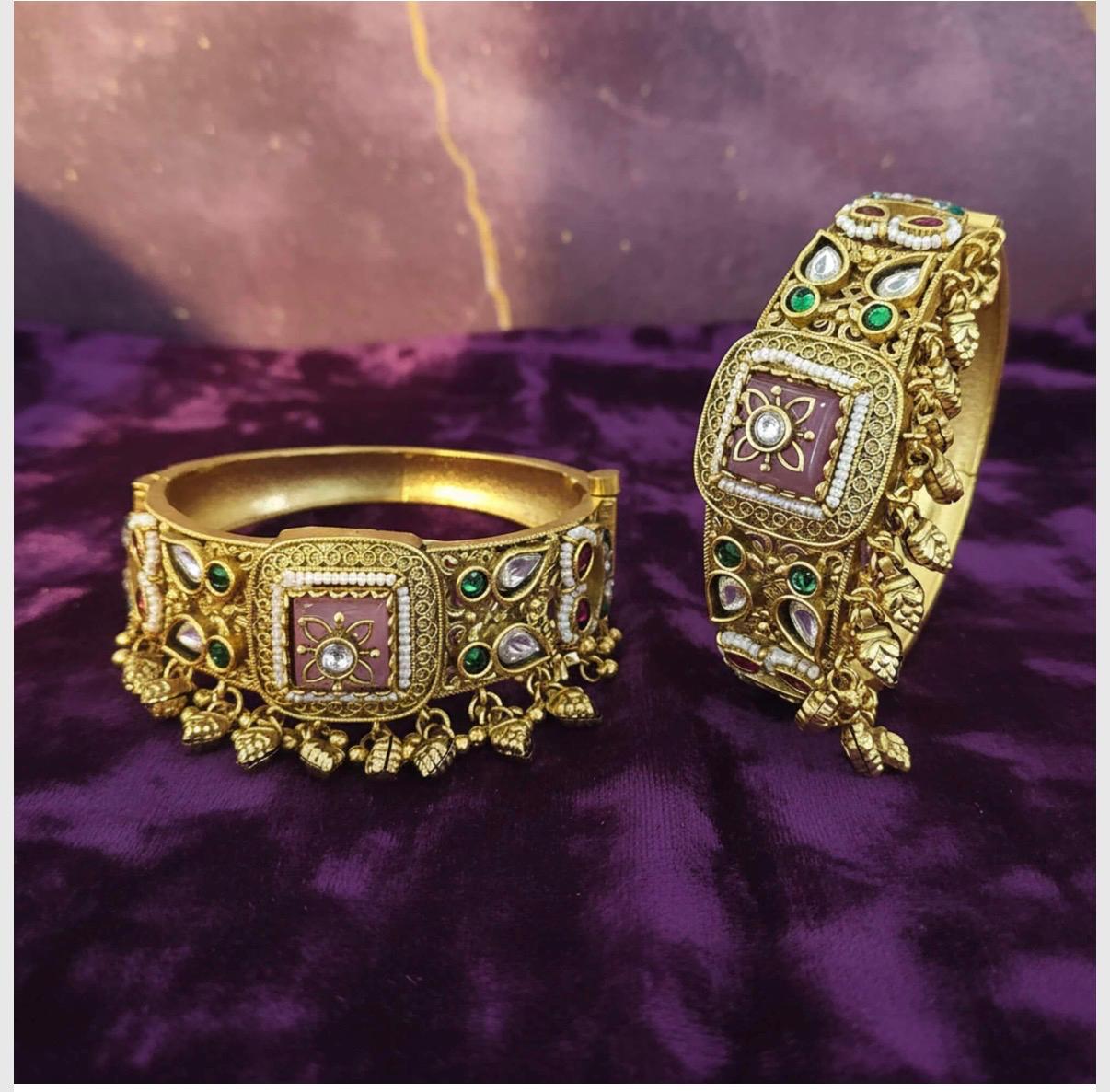 Antique Openable Kada