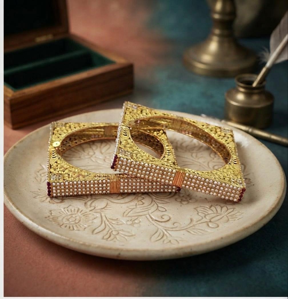 Antique Square Openable Bangles