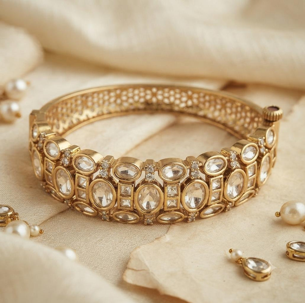 Classic Kundan Kada