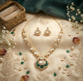 Delicate Kundan Classic Pendant Necklace Set