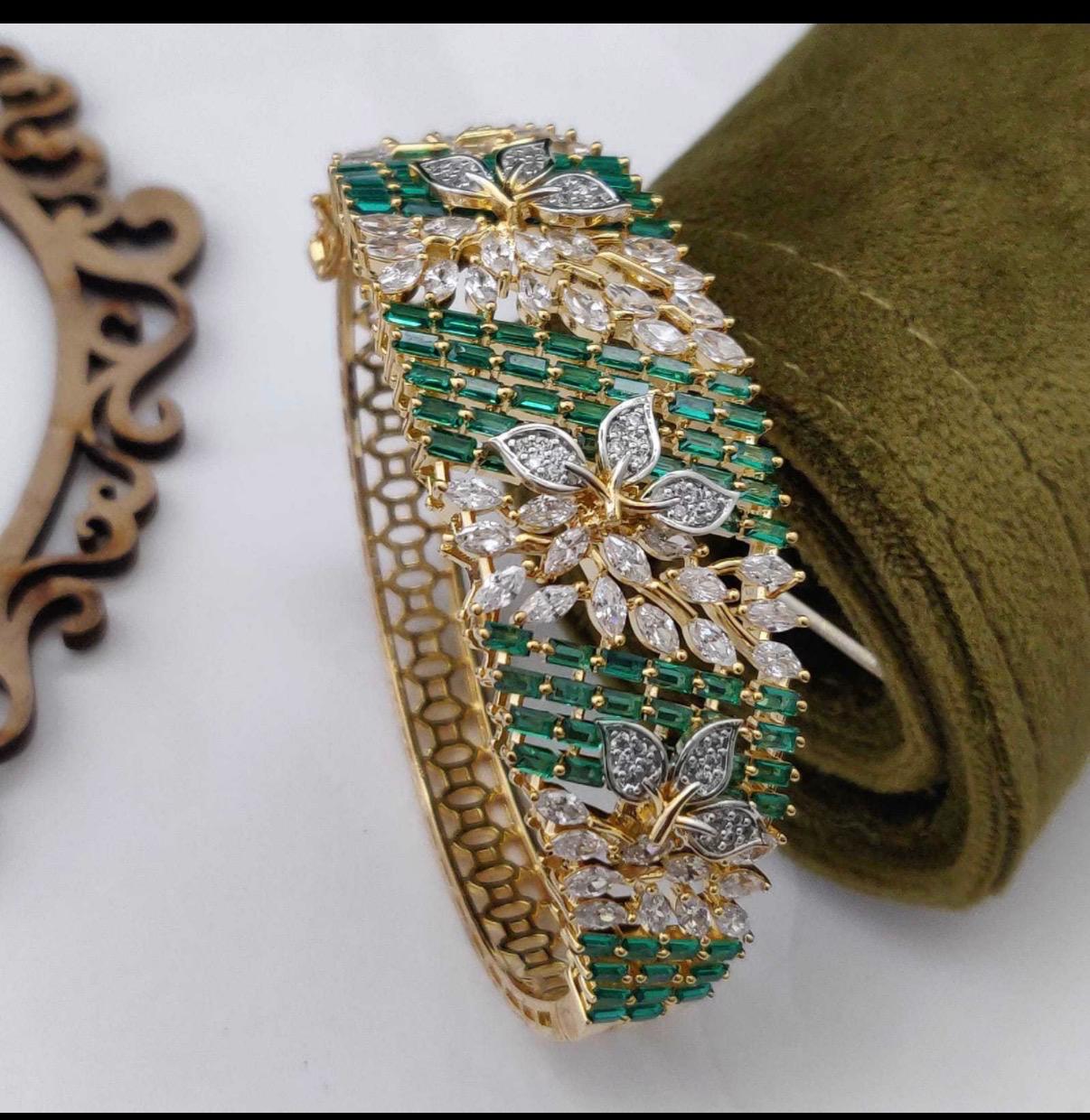 Designer AD Kada