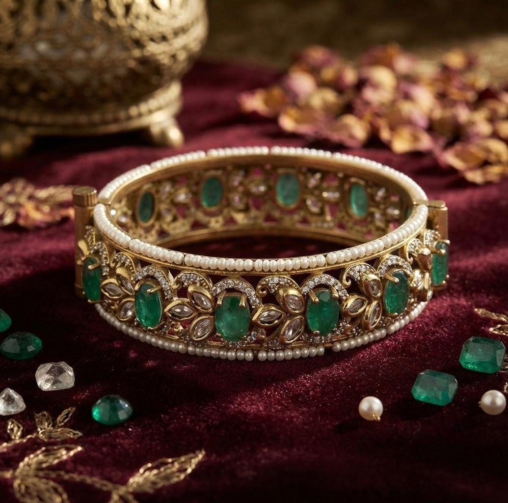 Emerald Pearl Polki Kada