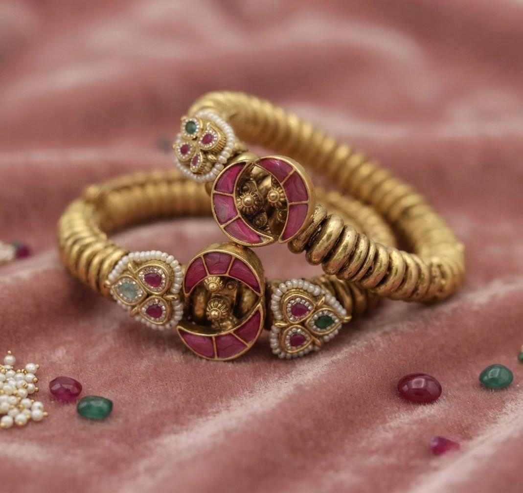 Ethnic Kundan Bangles