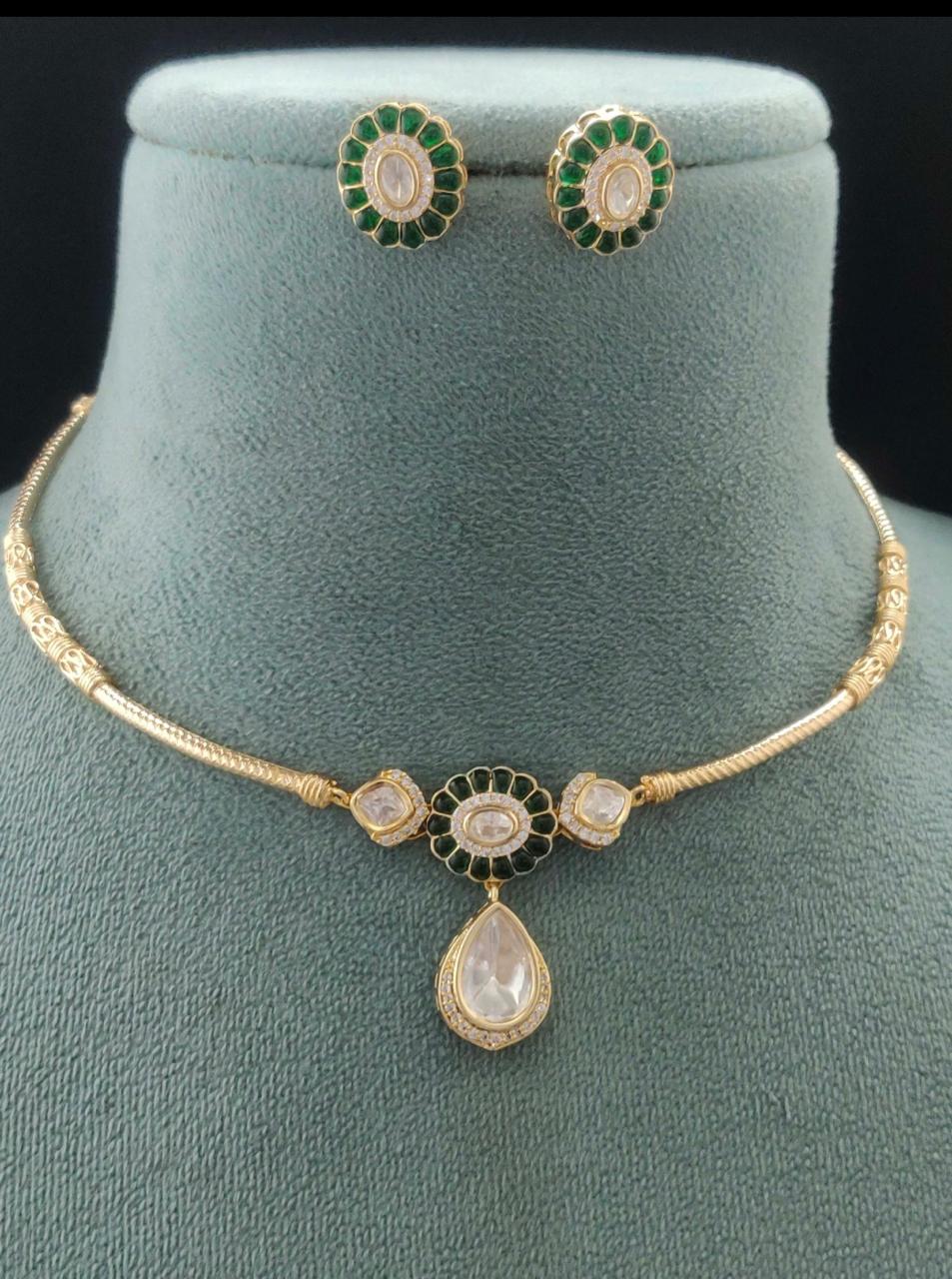 Fancy Hasli Kundan Necklace