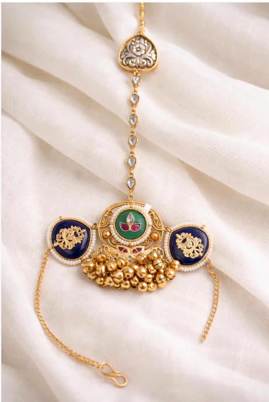 Gold plated Kundan And Fusion Hath Pocha