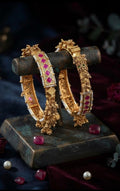 Kundan With Gold Beads Gunghroo Bangles