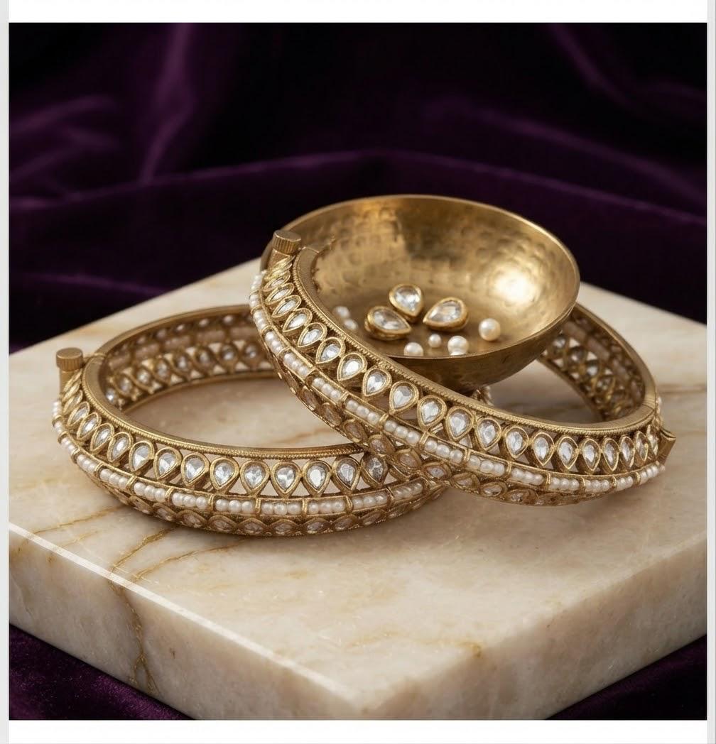 Kundan With Pearl Kada