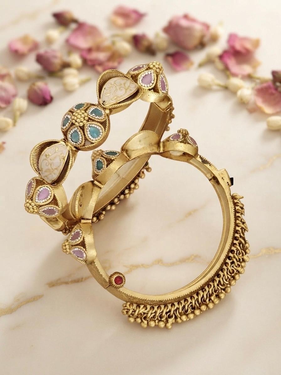 Meenakari Openable Kada With Ghunghroo