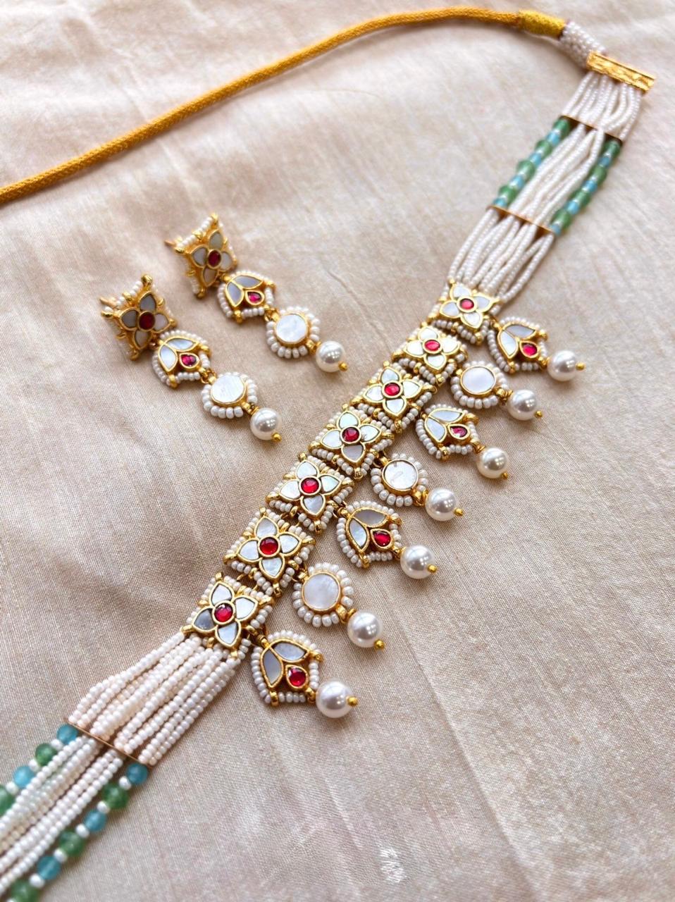 Pachi Kundan Choker Set