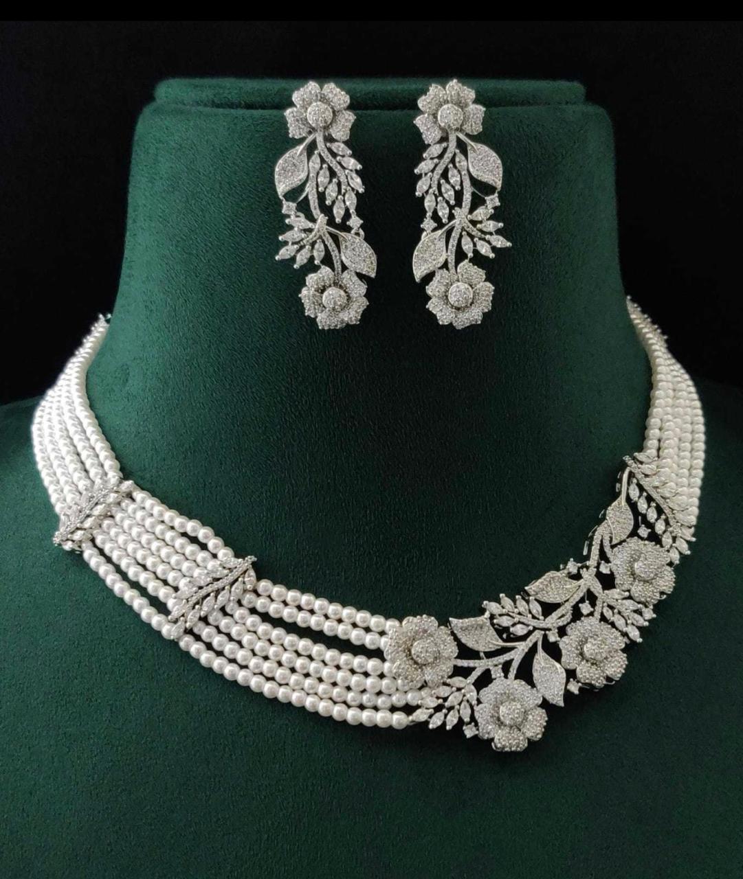 Pearl Exclusive Necklace