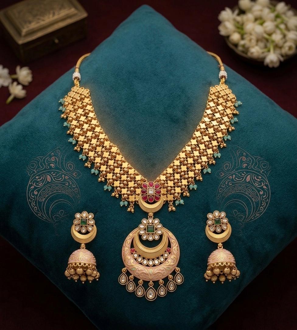 Rajwadi Meena Traditional Pendant Set