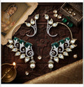 Statement Kundan Earcuff