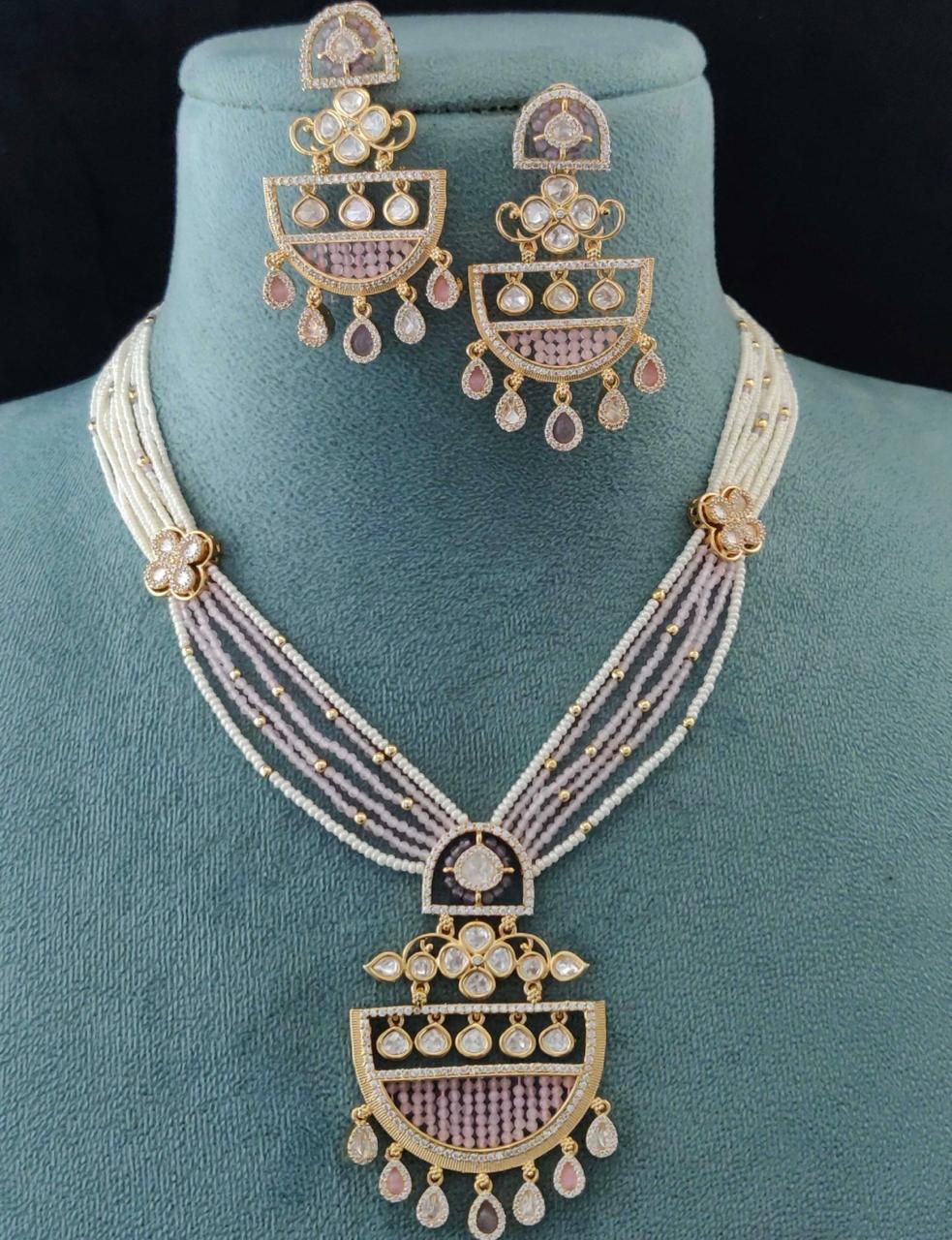 Traditional Kundan Mala Pendant Set